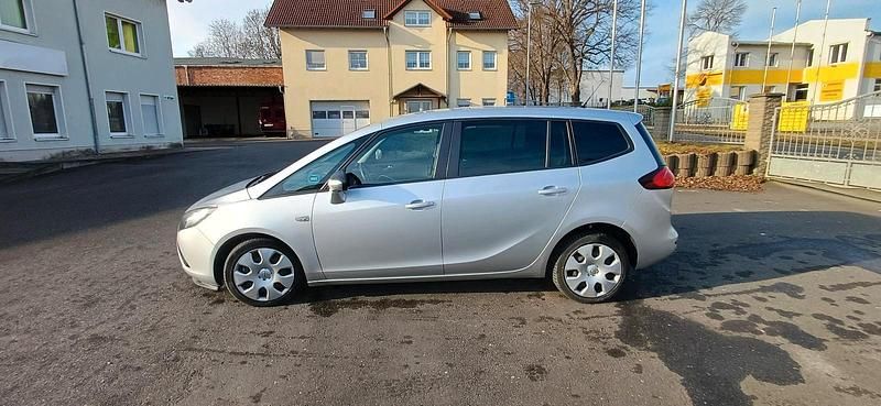 Gebraucht Opel Zafira 2012 Silber Van / Kleinbus