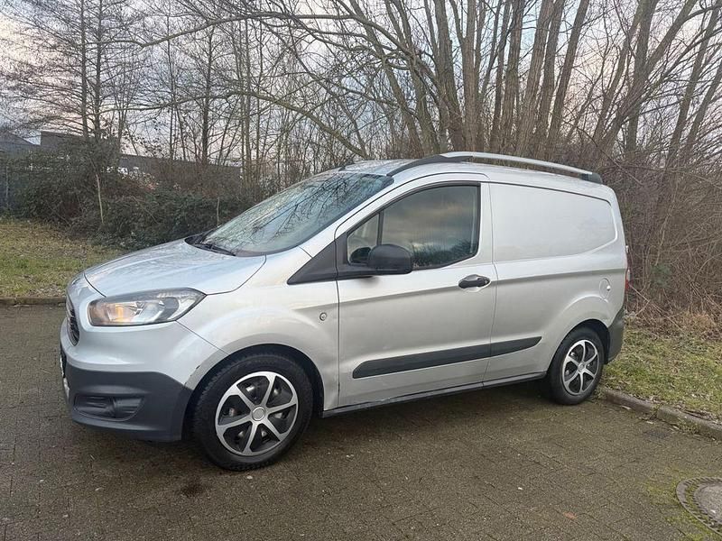 Usado Ford Transit 101 HP (74 kW) 2016 Prateado Monovolume