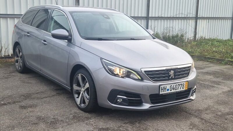Grau Gebraucht 2018 Peugeot 308 Allure Kombi | 9.999 € (Guter Preis) - Bild 1/4