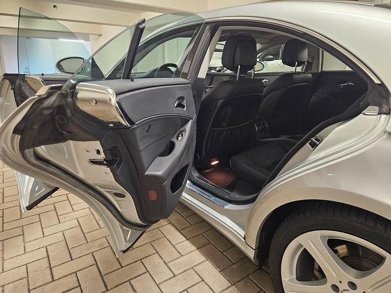 Gebraucht Mercedes CLS320 224 PS (164 kW) 2007 Silber Limousine