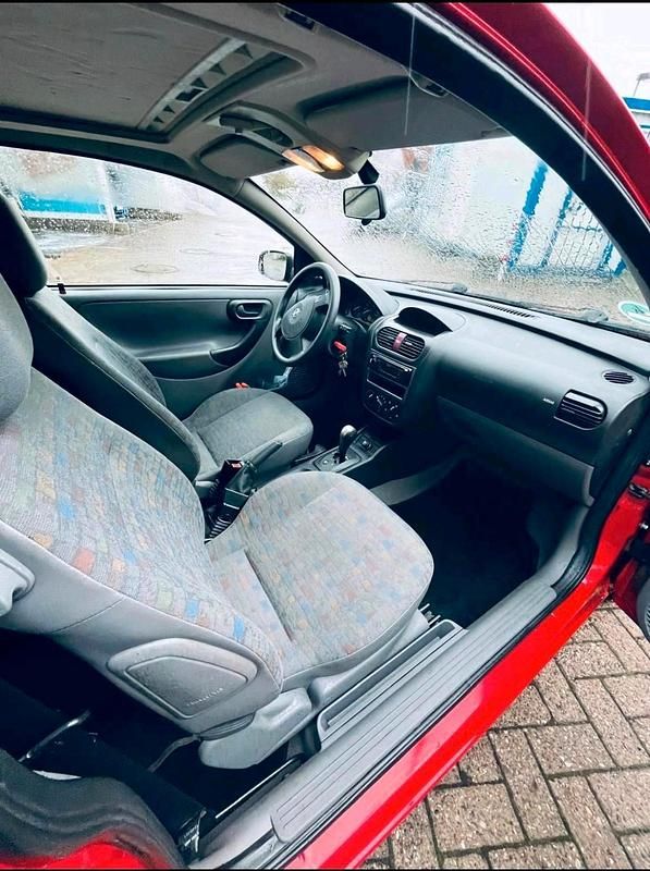 Gebraucht Opel Corsa 75 PS (55 kW) 2001 Rot Kleinwagen