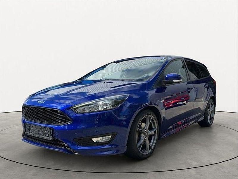 Indicblaumet. Gebraucht 2018 Ford Focus ST-Line Kombi | 12.480 € (Fairer Preis) - Bild 1/4