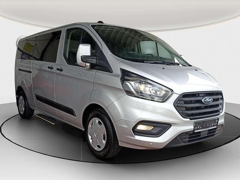 Gebraucht Ford Transit Custom Trend 170 PS (125 kW) 2019 Polarsilber metallic Limousine