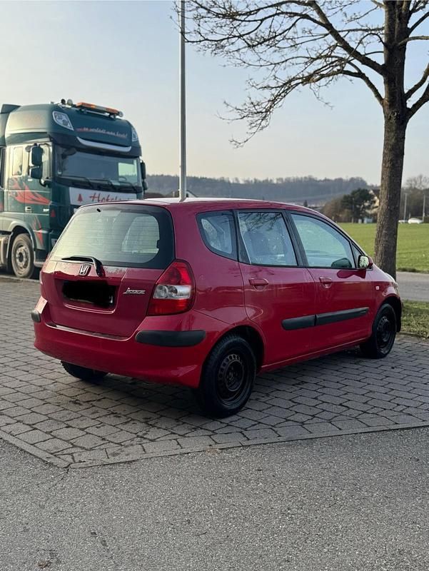 Gebraucht Honda Jazz 78 PS (57 kW) 2007 Rot Kleinwagen