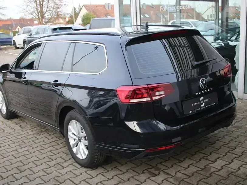 Gebraucht VW Passat Business 122 PS (89 kW) 2020 Schwarz Kombi