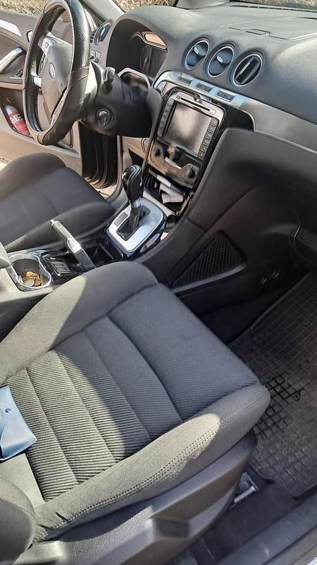 Gebraucht Ford S-MAX S 140 PS (102 kW) 2010 Schwarz Van / Kleinbus