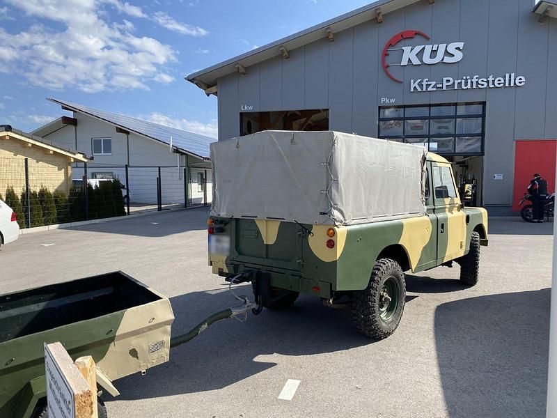 Gebraucht Land Rover 3 70 PS (51 kW) 1980 Andere farben Pickup