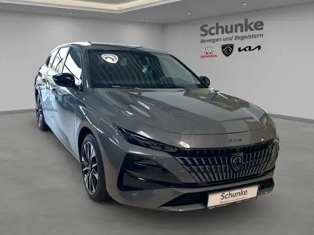 Neu Peugeot 308 SW Allure 131 PS (96 kW) 2026 Grau Kombi