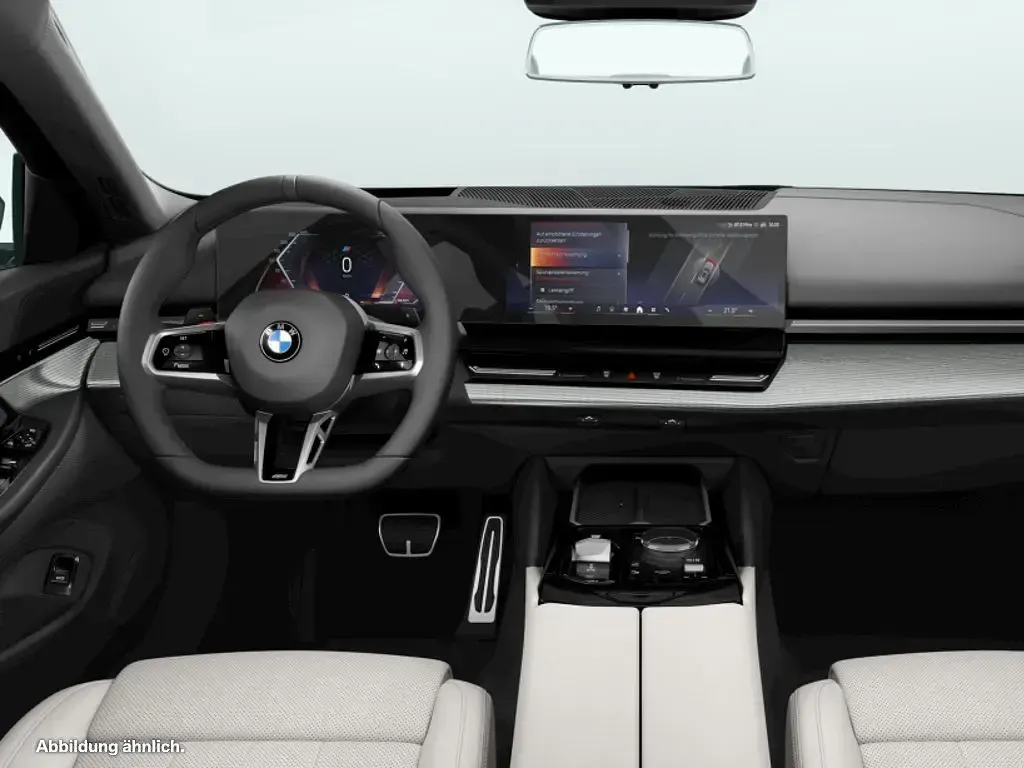 Gebraucht BMW 540 286 PS (210 kW) 2025 Grau Kombi