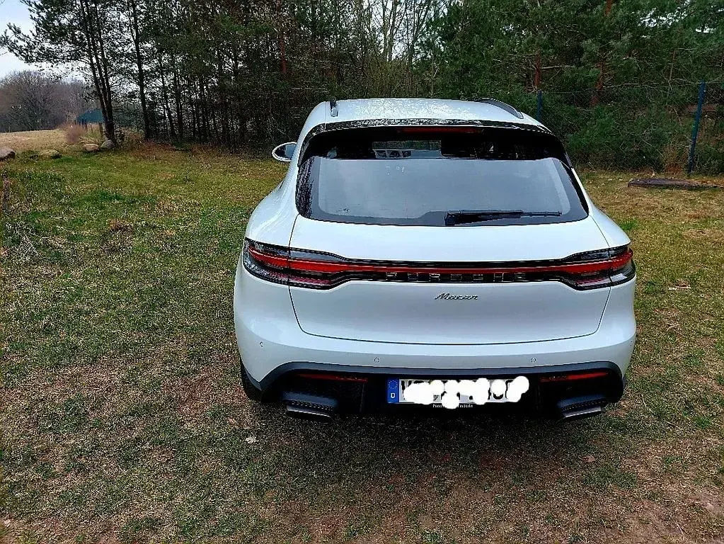 Gebraucht Porsche Macan 265 PS (194 kW) 2024 Schwarz SUV