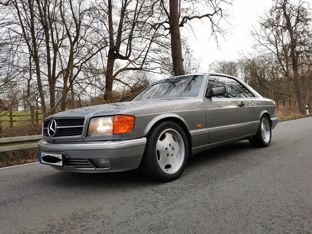 Gebraucht Mercedes 500 252 PS (185 kW) 1987 Silber Coupé