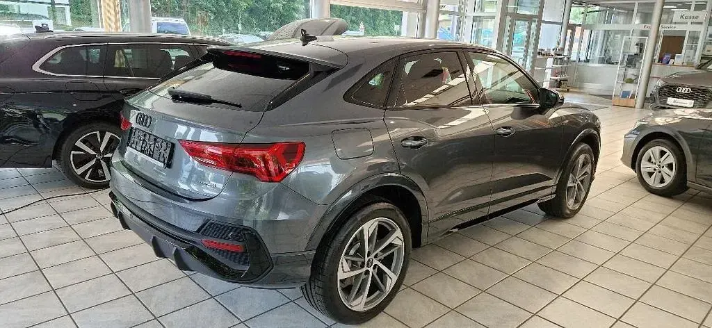 Gebraucht Audi Q3 Sportback S-Line 190 PS (139 kW) 2025 Daytonagrau perleffekt SUV