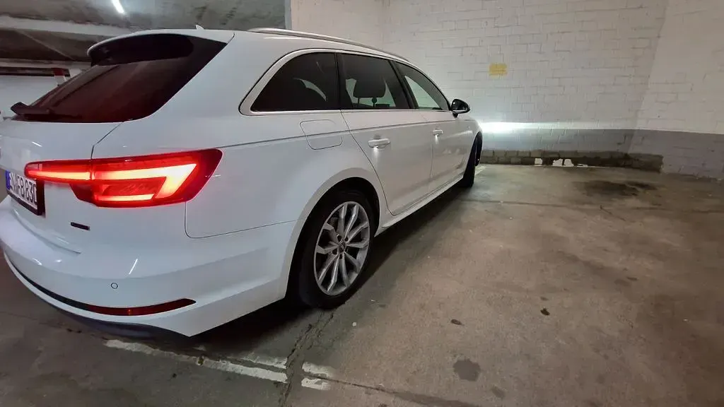Gebraucht Audi A4 Design 218 PS (160 kW) 2018 Weiß Kombi