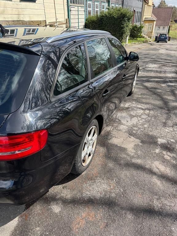 Gebraucht Audi A4 Ambiente 160 PS (117 kW) 2008 Schwarz Kombi
