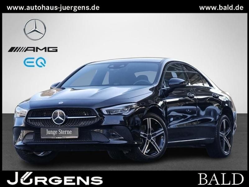 Schwarz Gebraucht 2022 Mercedes CLA250e Progressive Limousine | 31.540 € (Guter Preis) - Bild 1/4