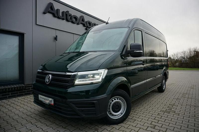 Grün Gebraucht 2023 VW Crafter Van | 48.950 € - Bild 1/4