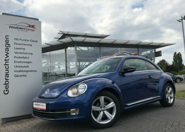 Blau metallic Gebraucht 2014 VW Beetle Sportline Limousine | 11.990 € (Fairer Preis) - Bild 1/4