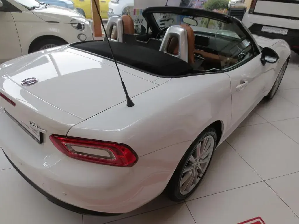 Gebraucht Fiat 124 Spider Lusso 140 PS (102 kW) 2019 Cabrio