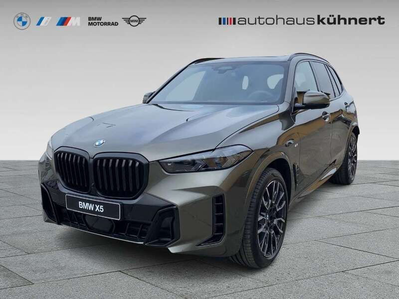Manhattan metallic Gebraucht 2025 BMW X5 M Sport SUV | 104.885 € (Guter Preis) - Bild 1/4