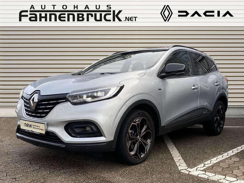 Highlandgrau Gebraucht 2021 Renault Kadjar Black Edition SUV | 20.989 € (Fairer Preis) - Bild 1/4