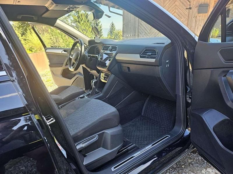 Gebraucht VW Tiguan Allspace Elegance 190 PS (139 kW) 2023 SUV