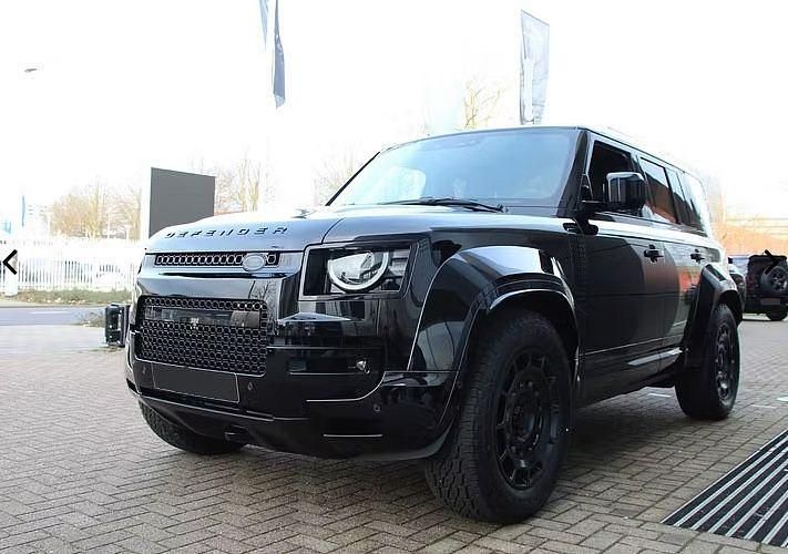 Neu Land Rover Defender 635 PS (467 kW) 2026 Schwarz SUV
