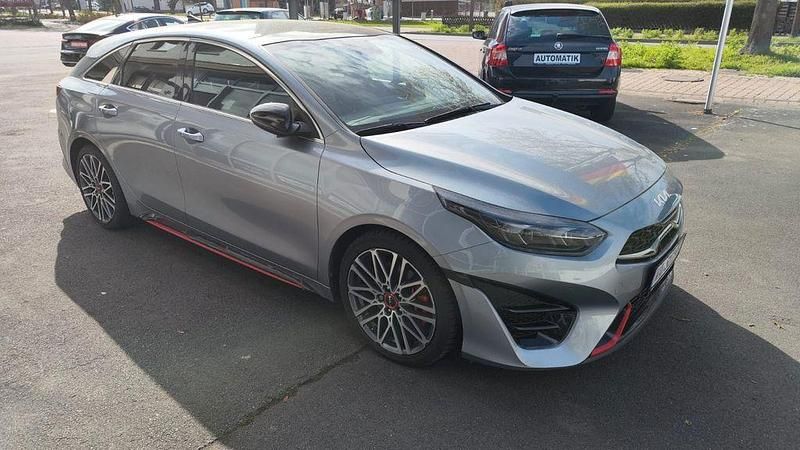 Gebraucht Kia ProCeed 204 PS (150 kW) 2022 Silber Kombi