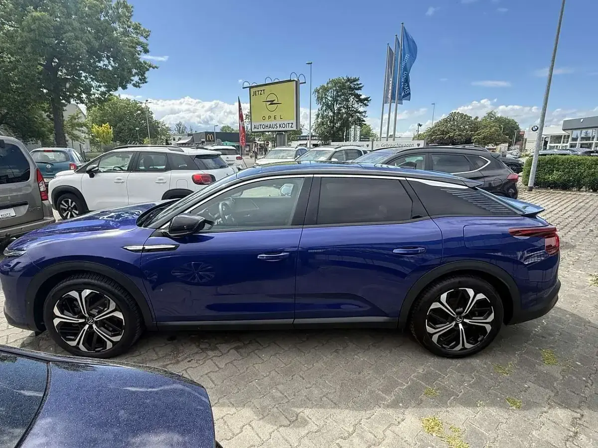 Gebraucht Citroën C5 X Shine 224 PS (164 kW) 2023 Lackierung magneticblau/typ a Kombi