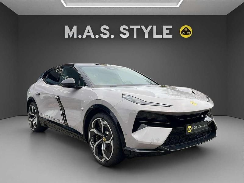 Neu Lotus Eletre 675 kW (918 PS) 2025 Kaimu grey SUV