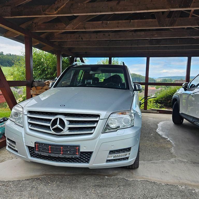 Silber Gebraucht 2011 Mercedes GLK350 SUV | 14.000 € (Fairer Preis) - Bild 1/4