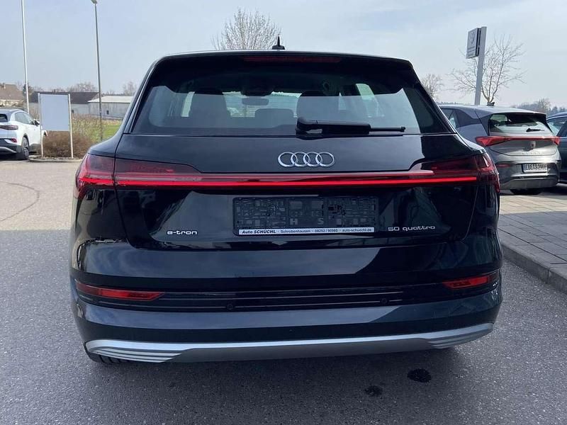 Gebraucht Audi e-tron Advanced 230 kW (313 PS) 2022 Schwarz SUV