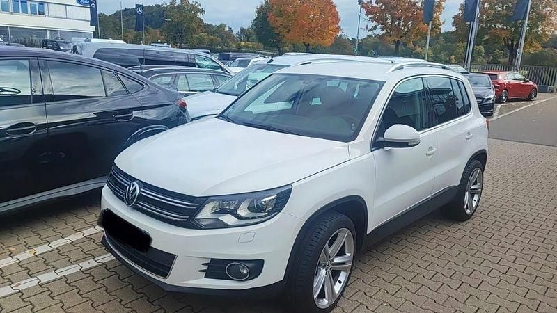 Weiß Gebraucht 2012 VW Tiguan SUV | 12.500 € (Etwas zu teuer) - Bild 1/4