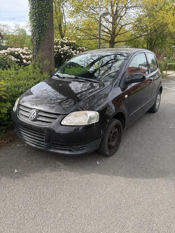 Second-hand VW Fox 54 CP (39 kW) 2007 Negru Hatchback