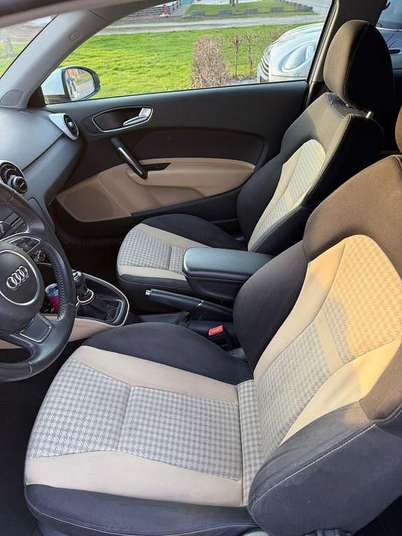 Gebraucht Audi A1 Ambition 86 PS (63 kW) 2013 Weiß Kleinwagen