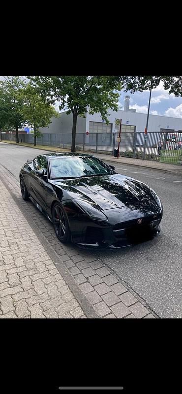 Schwarz Gebraucht 2017 Jaguar F-Type SVR Coupé | 64.000 € (Guter Preis) - Bild 1/4
