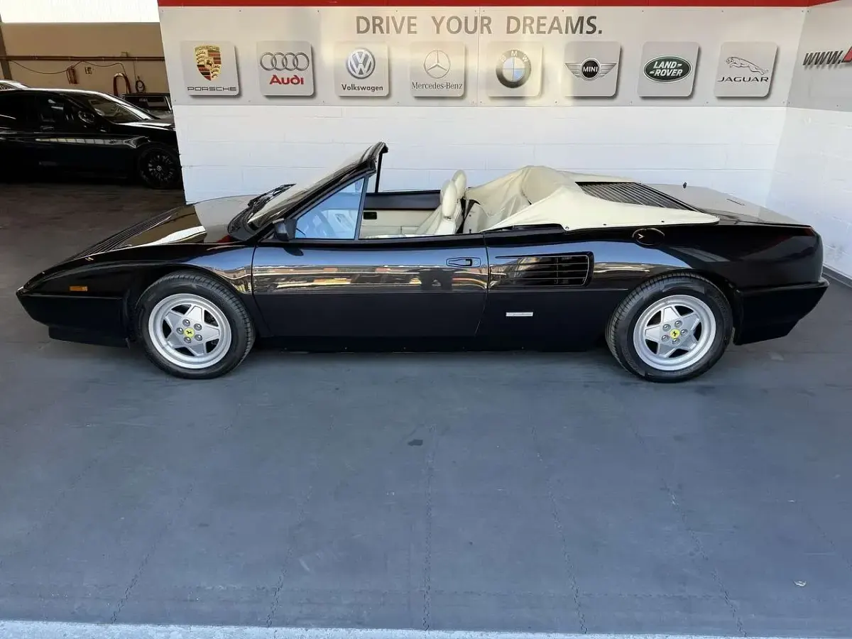 Gebraucht Ferrari Mondial 300 PS (220 kW) 1992 Nero Cabrio