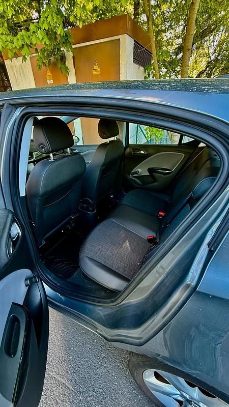 Gebraucht Opel Corsa Innovation 150 PS (110 kW) 2016 Grau Kleinwagen