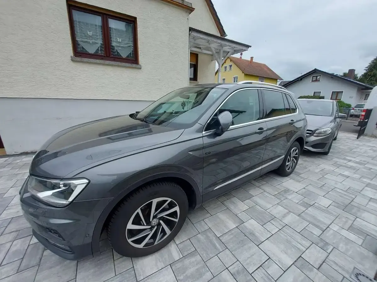 Gebraucht VW Tiguan Join 179 PS (131 kW) 2018 Grau SUV