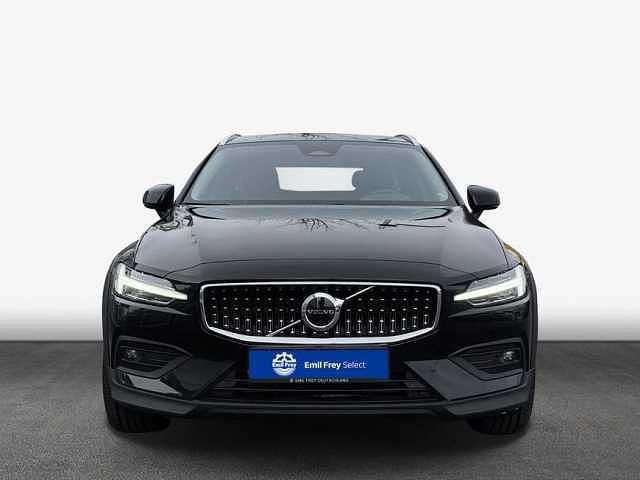 Gebraucht Volvo V60 CC 145 PS (106 kW) 2023 Kombi