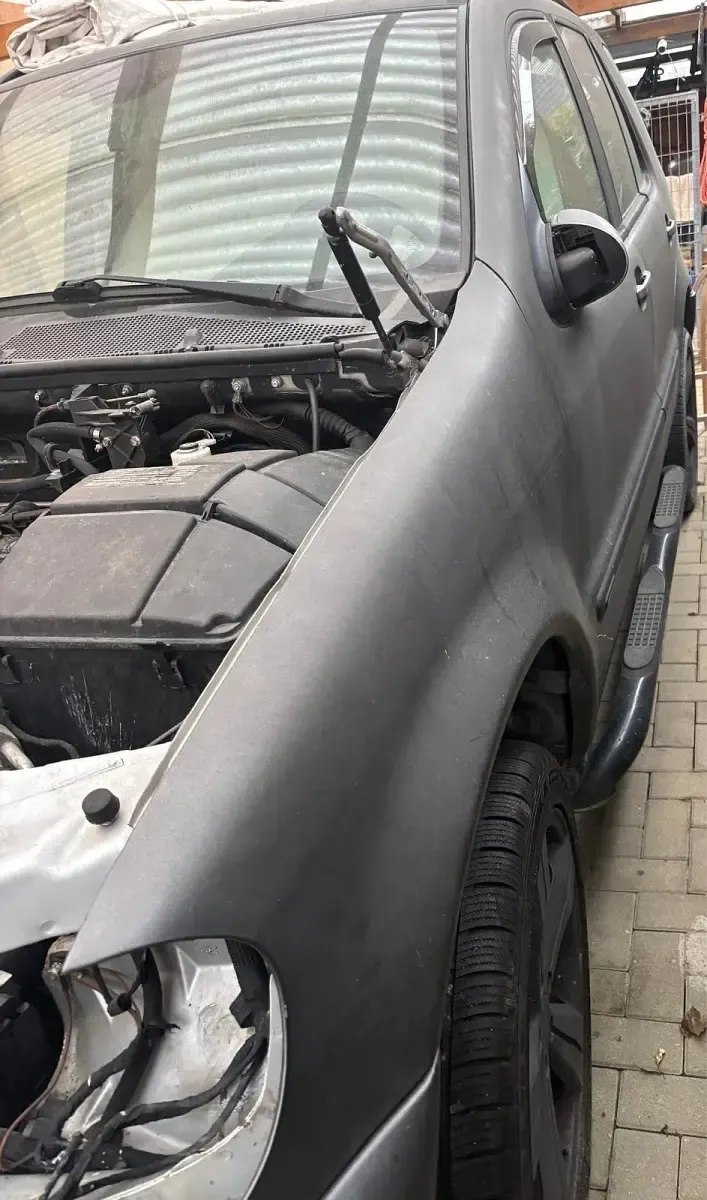 Gebraucht Mercedes ML400 250 PS (183 kW) 2003 Grau SUV