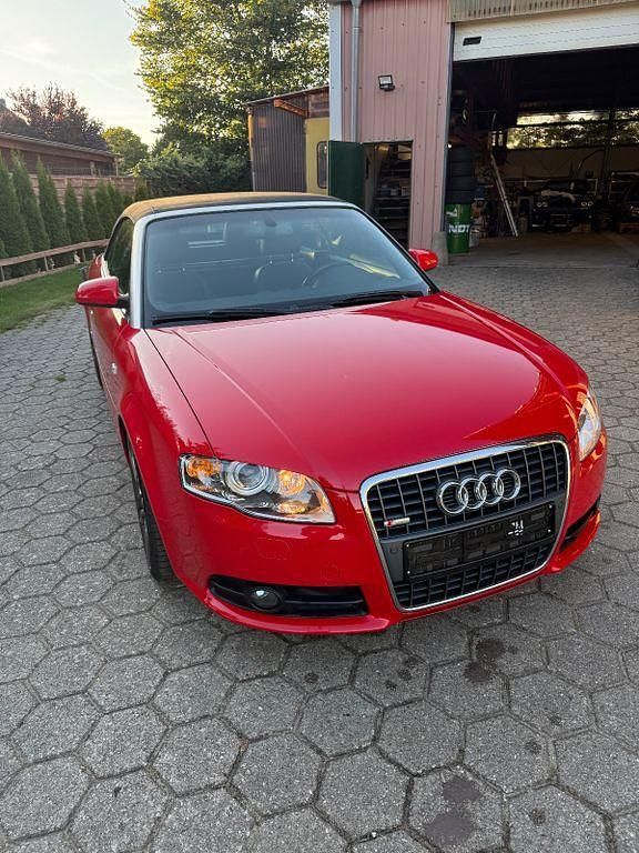 Rot Gebraucht 2007 Audi A4 Cabriolet Performance Cabrio | 14.500 € (Teuer) - Bild 1/4