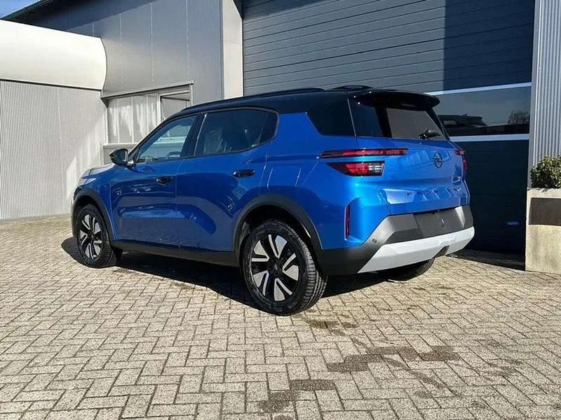 Neu Opel Frontera 110 PS (80 kW) 2026 Effekt blau metallic SUV