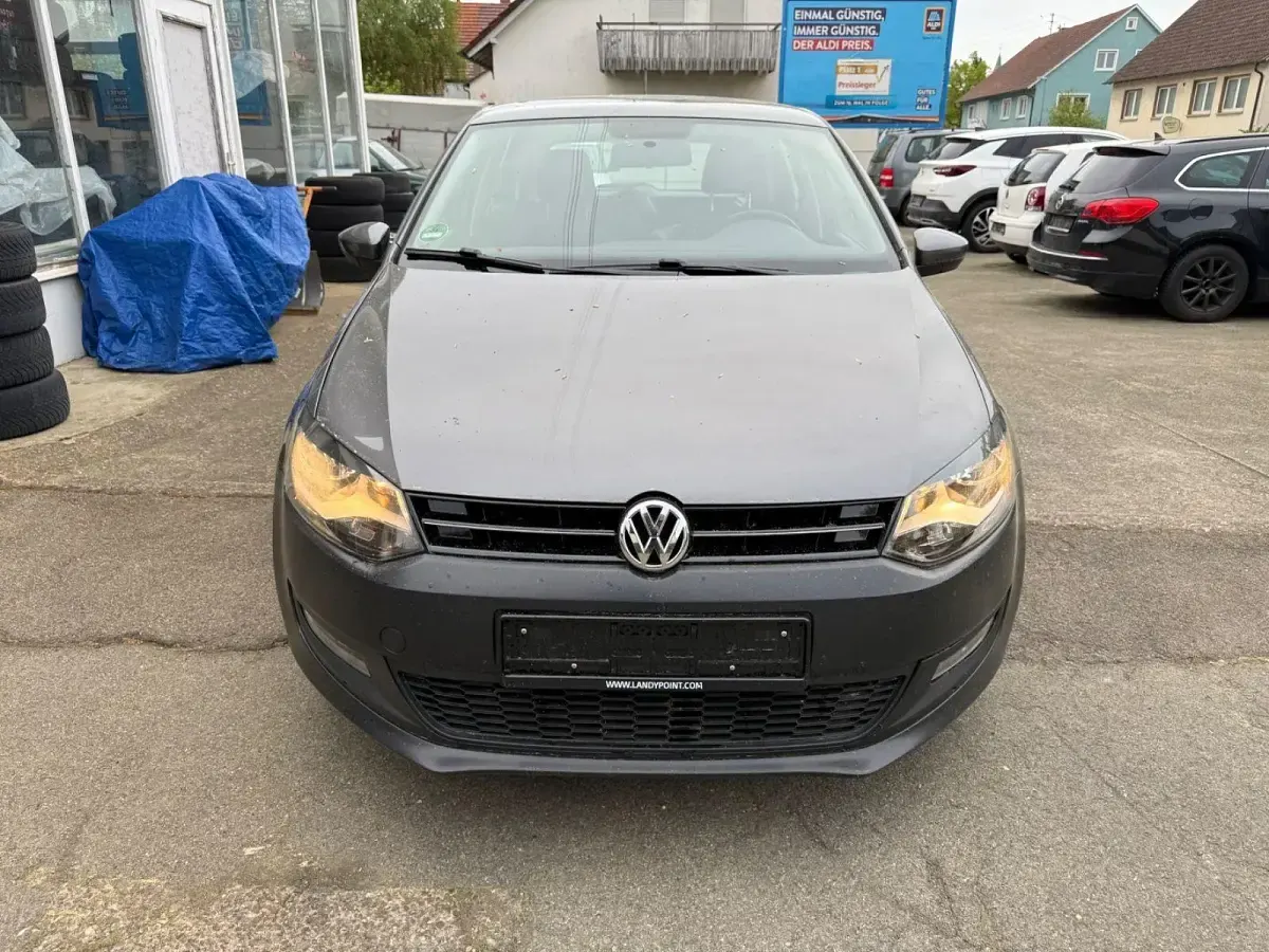Gebraucht VW Polo Comfortline 69 PS (50 kW) 2013 Grau Kleinwagen