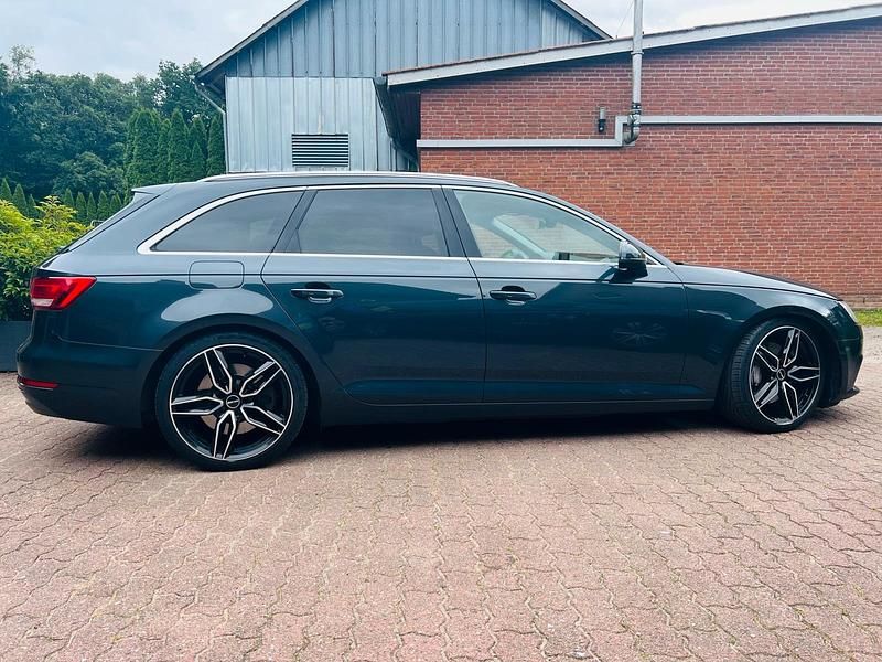 Gebraucht Audi A4 272 PS (200 kW) 2017 Grau Kombi