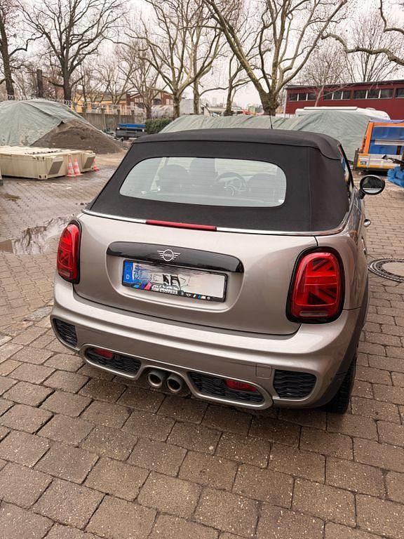 Gebraucht Mini John Cooper Works 231 PS (169 kW) 2019 Silber Kleinwagen