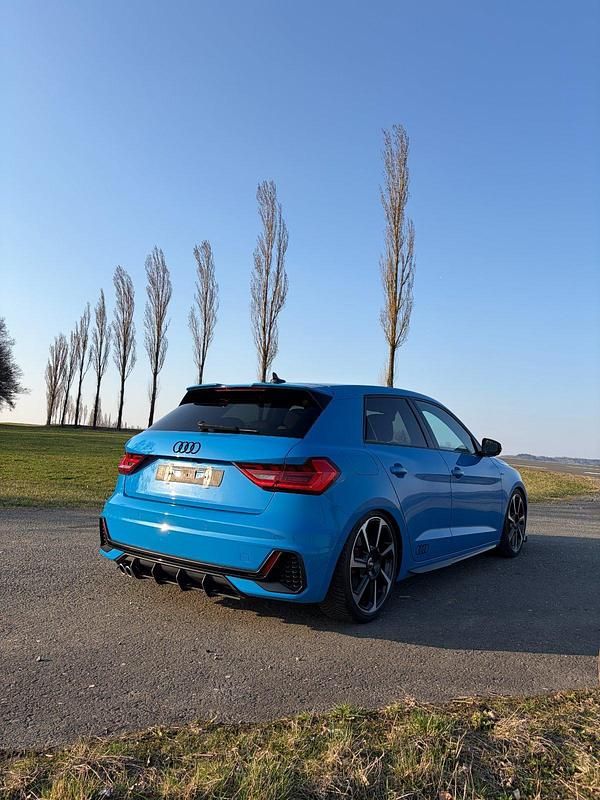 Gebraucht Audi A1 S-Line 200 PS (147 kW) 2019 Blau SUV