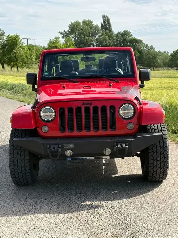 Gebraucht Jeep Wrangler Night Eagle 200 PS (147 kW) 2017 Rot SUV