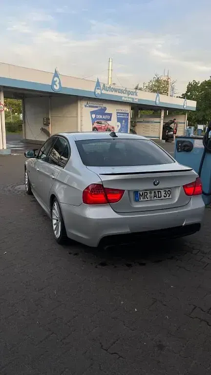 Gebraucht BMW 320 M Sport 177 PS (130 kW) 2011 Silber Limousine