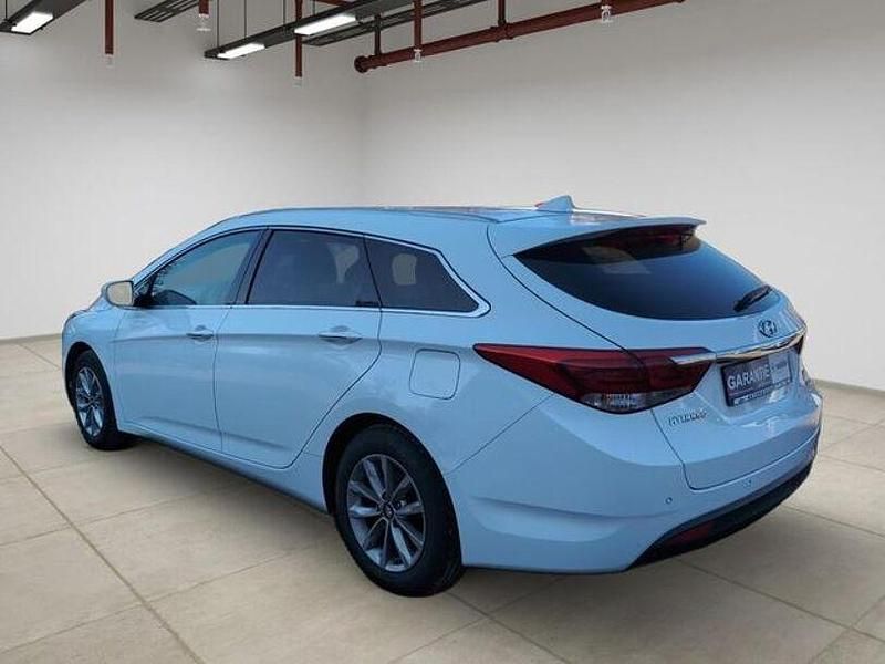 Gebraucht Hyundai i40 141 PS (103 kW) 2017 Pure white / sol Kombi