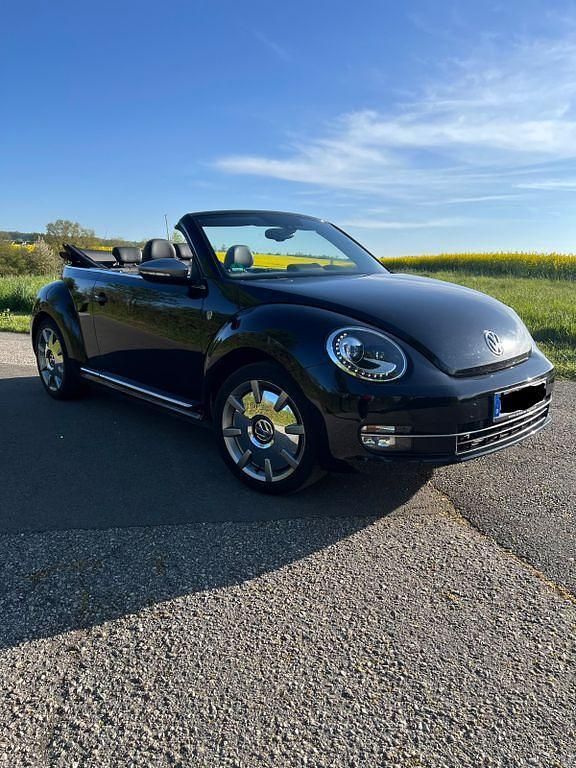 Gebraucht VW Beetle Karmann 105 PS (77 kW) 2015 Schwarz Kleinwagen